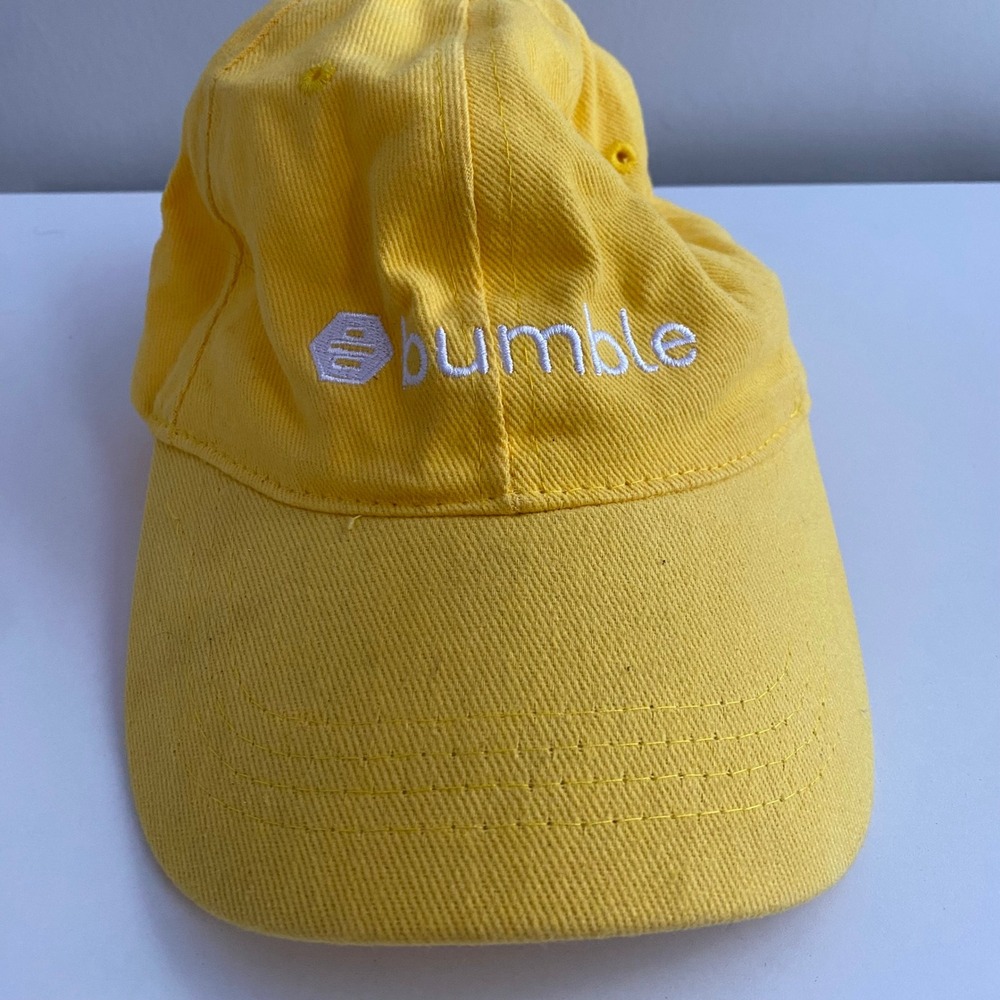 Bumble Baseball Cap Men OS‎ Yellow Adjustable Strap Logo Dad Hat Tech Merch